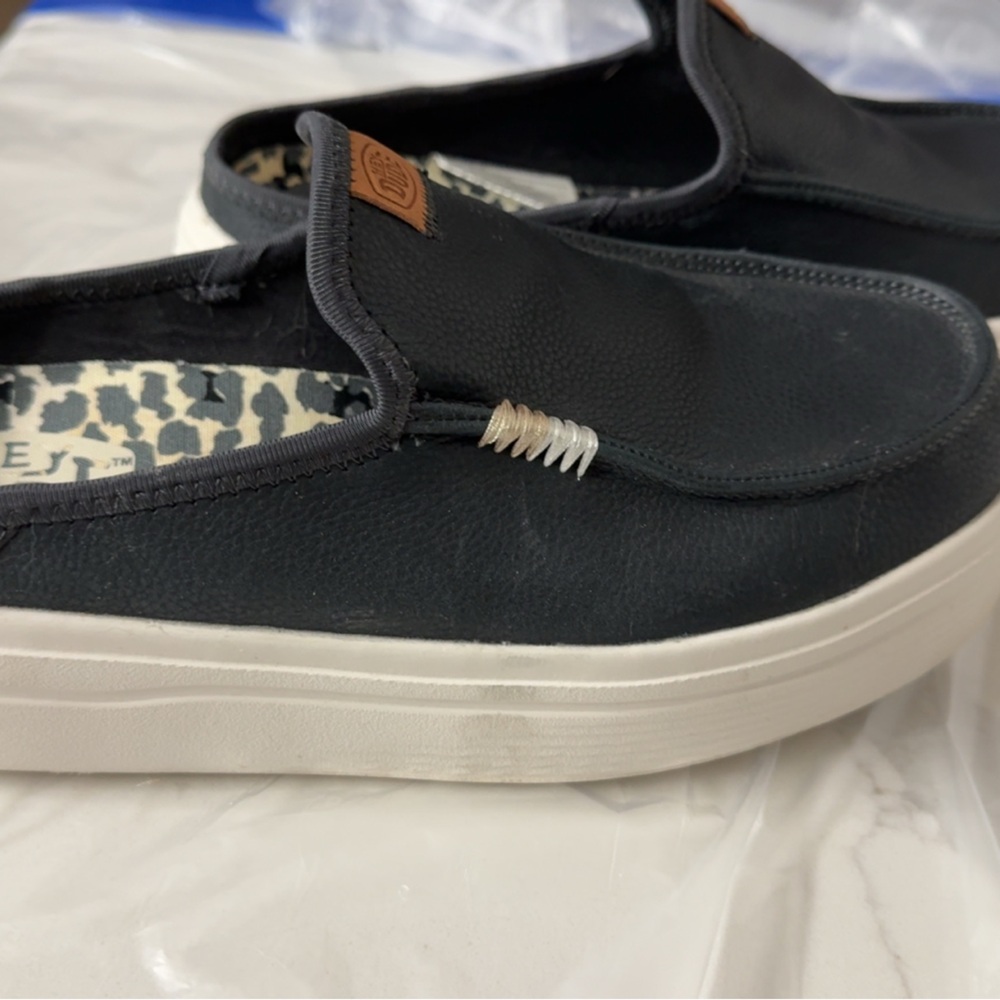 Hey Dude Austin lift slip on